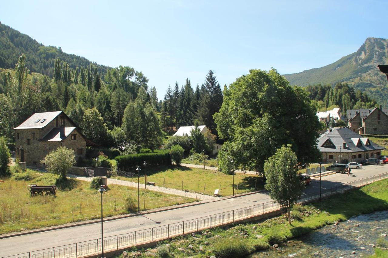 Sallent De Gallego - Formigal - Pirineos Sur Exterior photo