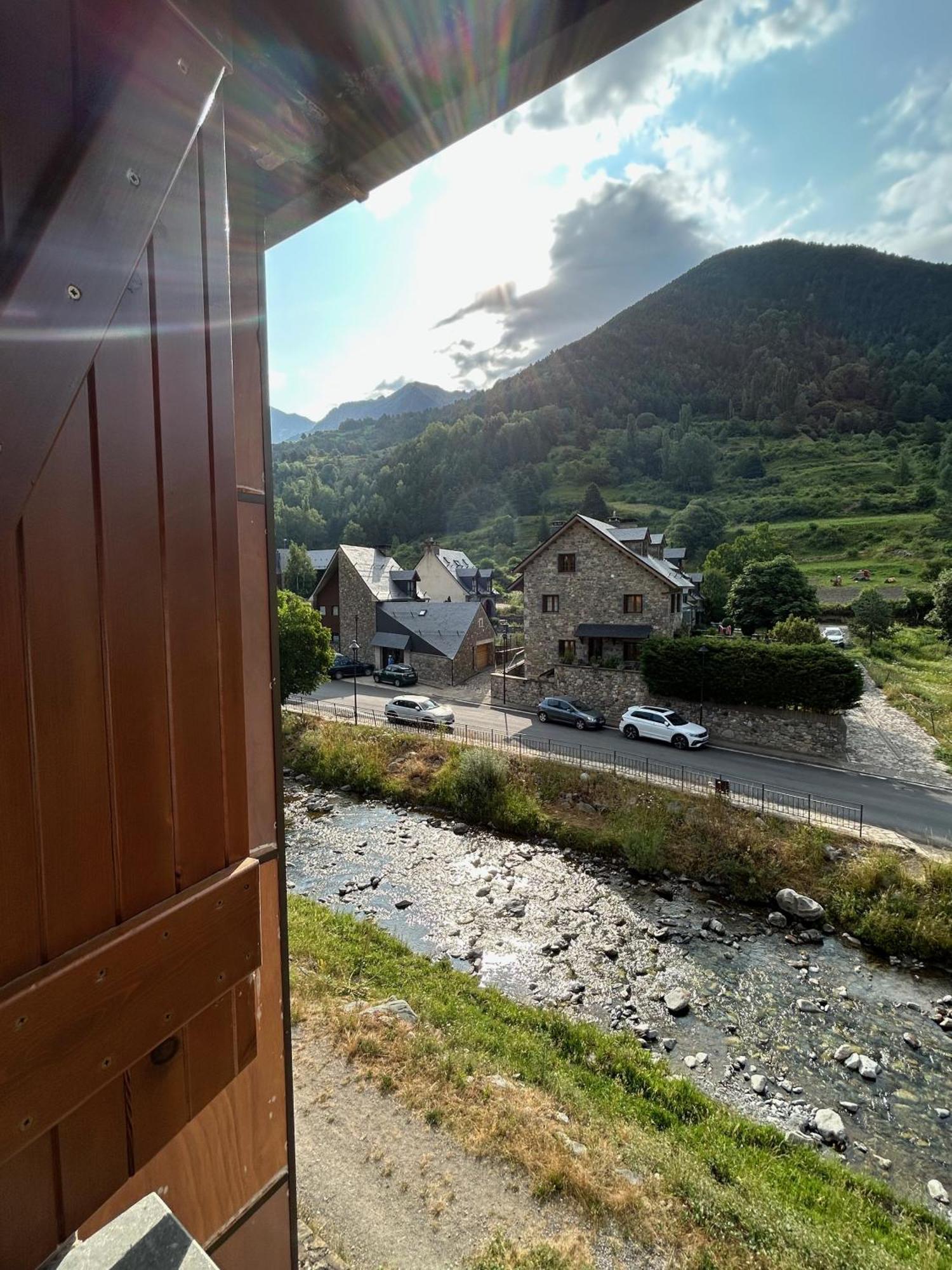 Sallent De Gallego - Formigal - Pirineos Sur Exterior photo